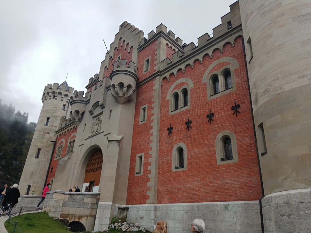 ノイシュヴァンシュタイン城 日帰りツアー シュヴァンガウKlook