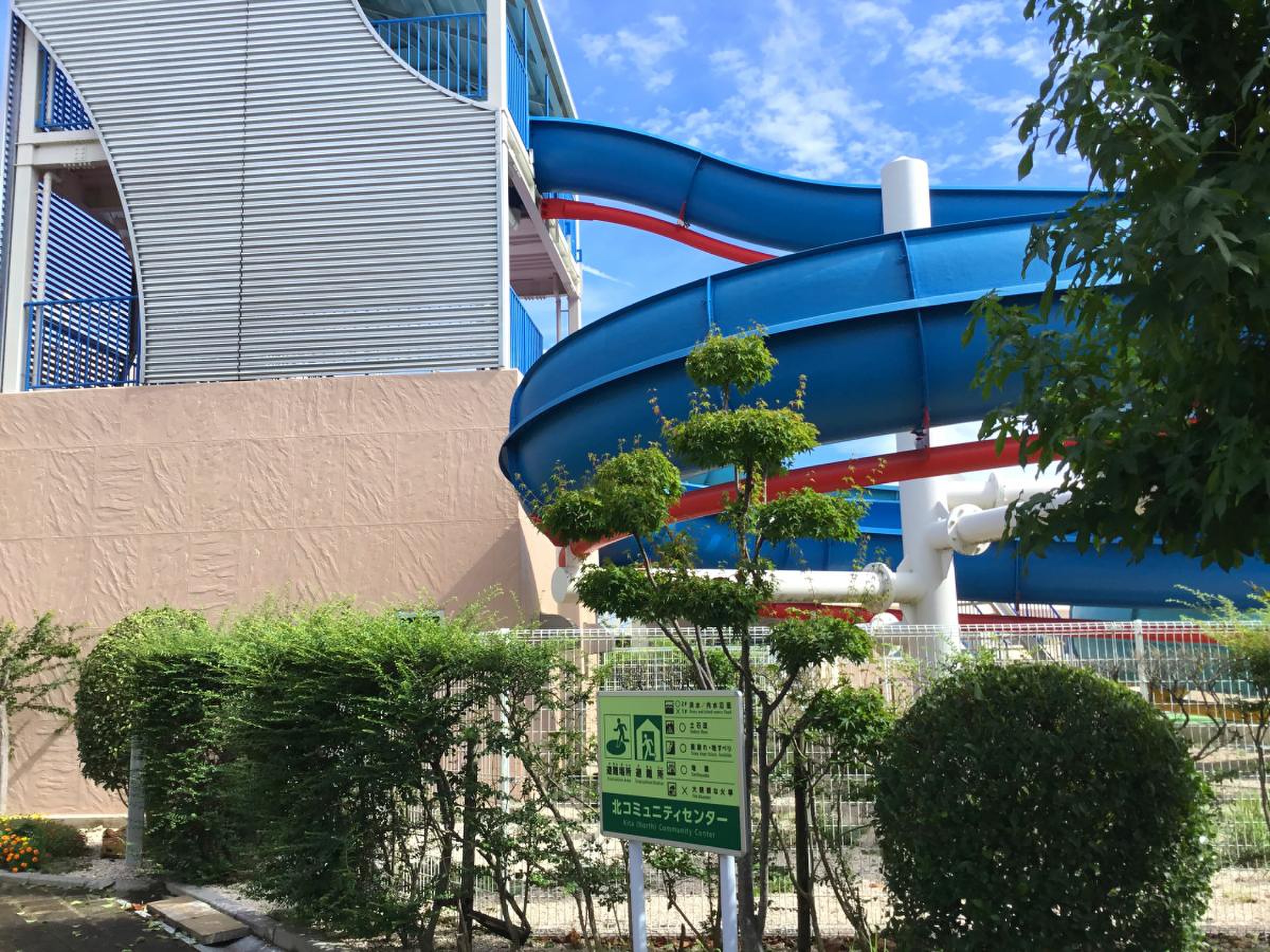 愛知の激安穴場プールで夏を満喫