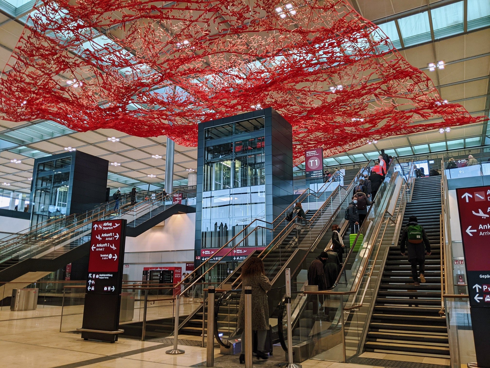 ベルリン・ブランデンブルク空港のいまベルリン中央駅