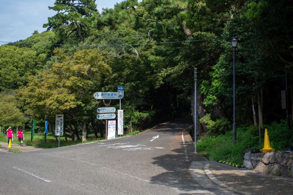 香川県 銭形砂絵 琴弾公園 が神秘的なスポットだったAkio Miki