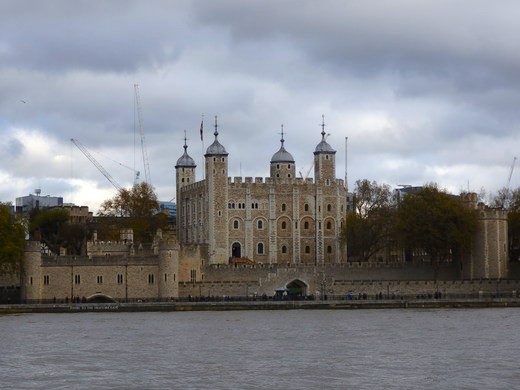 ロンドンの象徴「タワーブリッジ」に登ってみた！なるほど、仕組みを理解できた。TAMIPOTE