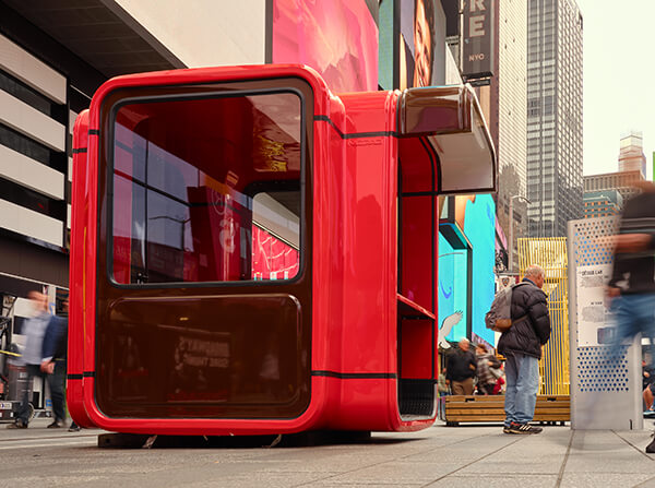 公共R不動産タイムズスクエアの歩行者天国Green Light for Midtown