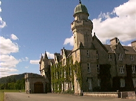 英國旅 エリザベス女王の愛したバルモラル城に行ってきた点呼