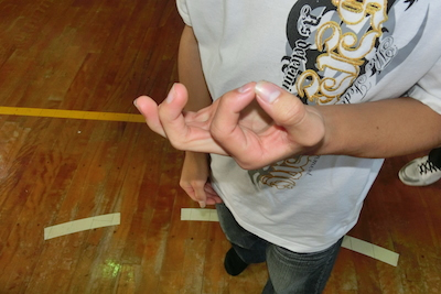 指笛の吹き方 指笛 指で音を