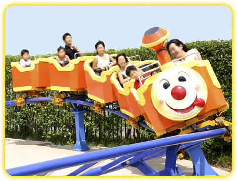 アトラクション 名古屋港：シートレインランド ～AMUSEMENT＆FOODS～