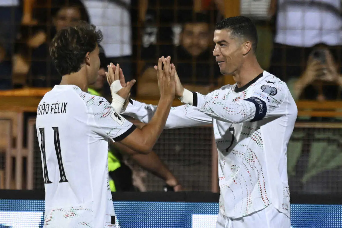 遠藤航の同僚リバプールFWジョタが28歳で交通事故死 同じポルトガル代表のC・ロナウドも悲しみ「安らかに眠ってください」：中日スポーツ・東京中日スポーツ