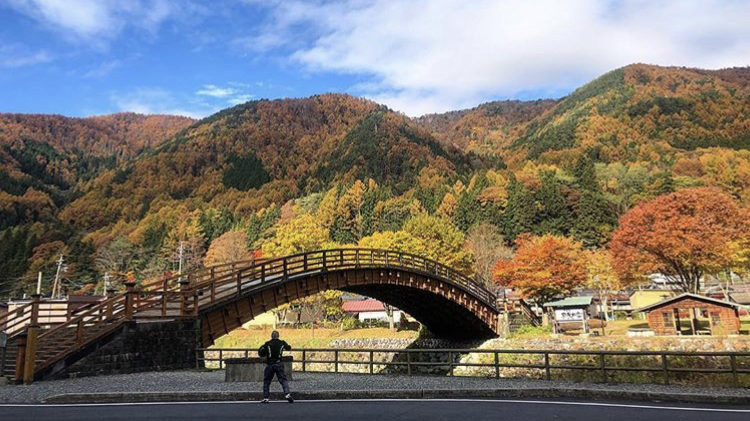 無料 木曽の大橋 東駐車場 国道側