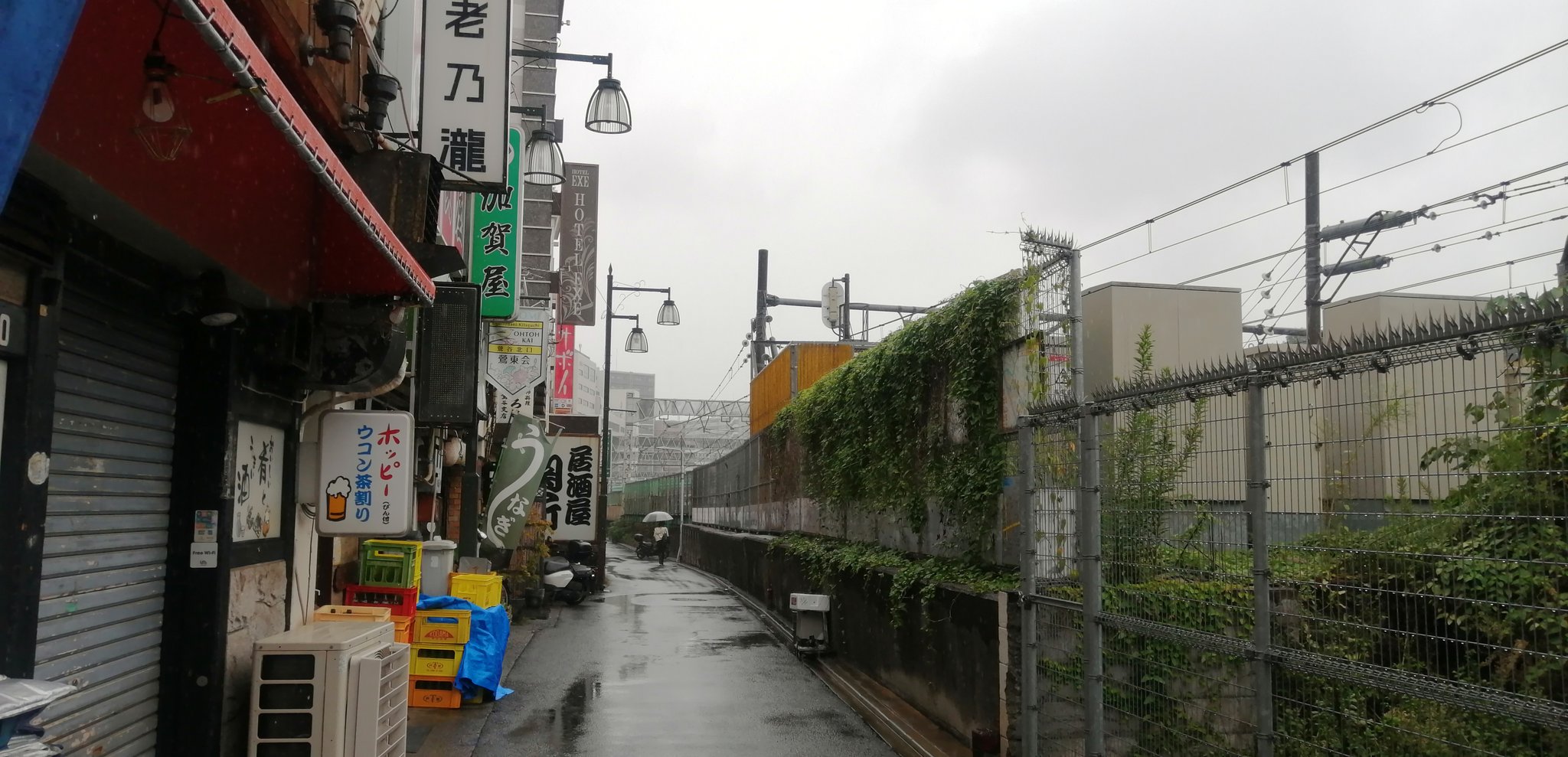 おはようございます🌞 長いお休みありがとうございました！ 本日より通常通り営業を行なっております☕️ 上野にお越しの際は是非お立ち寄りください☆本日も20時まで皆様のお越しをお待ちしております☺️上野喫茶店純喫茶喫茶店古城