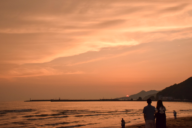 稲佐の浜の夕日 -島根県- ソニファさんαcafe αの写真投稿サイトソニ