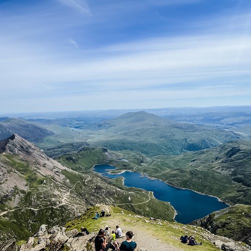 ウェールズのスノードニア国立公園 エリリ、イングランド ：見どころと楽しみ方