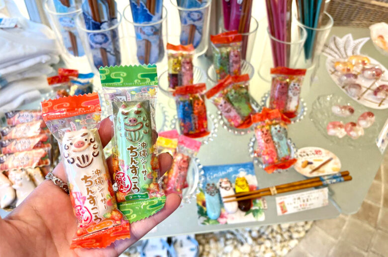 沖縄テイストたっぷりのかわいいキューブ型パウンドケーキ、那覇市「メロウウィッチ沖縄国際通り」沖縄の観光情報はFeel Okinawa