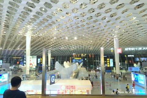 中国 深圳空港トランジットで足止め！ひとり旅 空港での過ごし方とお店 -