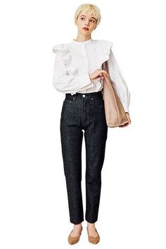 ハンサムな着こなしが気分、パリジェンヌ夏のおでかけスタイル。パリジェンヌファイルParismadameFIGARO.jp フィガロジャポン