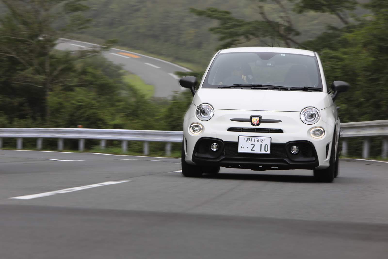 アバルトで走りたいドライブルート 芦ノ湖スカイライン 神奈川県・静岡県ABARTH SCORPION MAGAZINE
