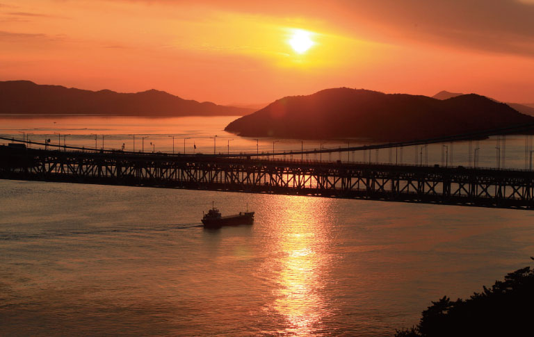 瀬戸大橋 瀬戸中央道 スポット・体験四国のおすすめ観光・旅行情報！公式