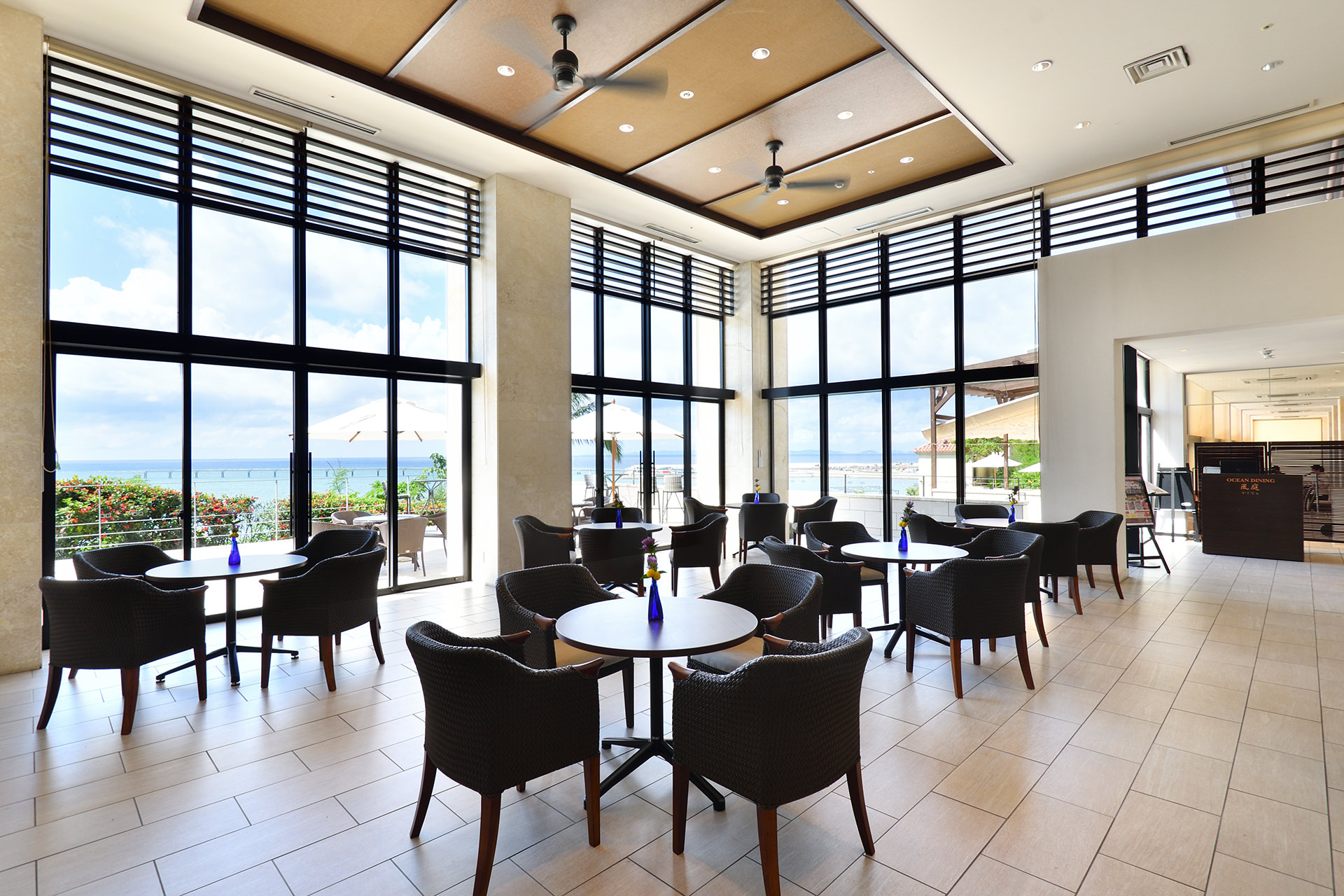 The Lounge ホテルロビーラウンジなんば駅店舗デザイン.COM