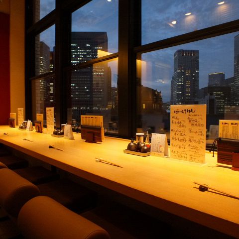 東京駅丸の内駅舎の向かい側♪ リニューアルした新丸ビルの「丸の内ハウス」で多彩な食事をことりっぷ