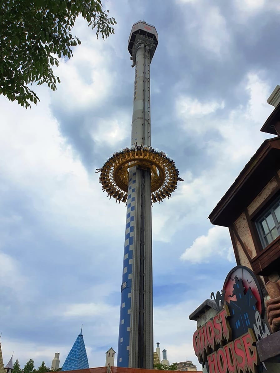 韓国 ロッテワールドの楽しみ方ガイド！チケット料金、アトラクション、アクセスまとめ♪