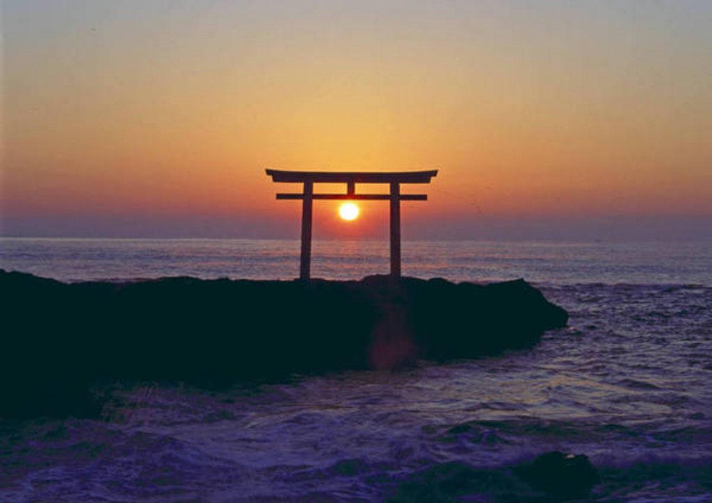 神磯の鳥居は海の鳥居・大洗磯前神社のパワースポットを詳しく紹介 - amAtavi