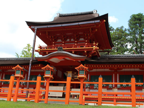 JR奈良駅から奈良公園・東大寺への徒歩での行き方を写真付きでご紹介。歩いてどれくらいの所用時間か検証しました！Love Wife Life