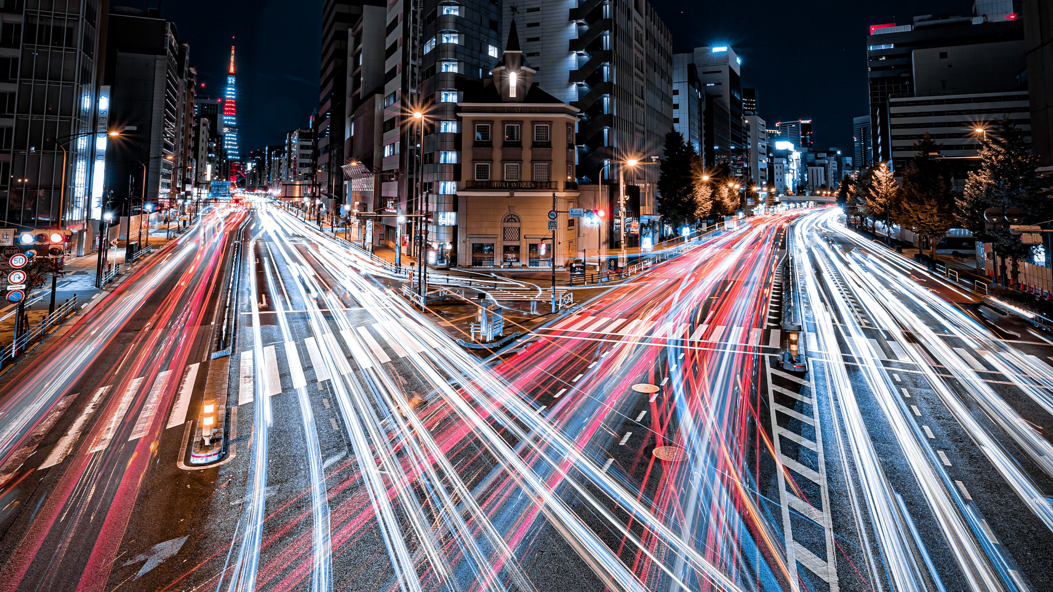 スマホできれいな夜景を撮影したい！おすすめの撮り方を解説Samsung Japan 公式