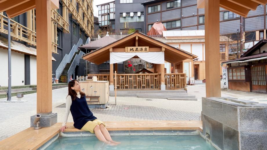 湯畑に集う熱気と迫力！白根神社夏まつり2025 –公式 草津温泉