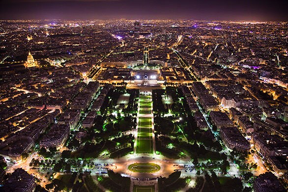 パリの公園でピクニック！ ニース名物パン・バーニャのレシピ。ParismadameFIGARO.jp フィガロジャポン