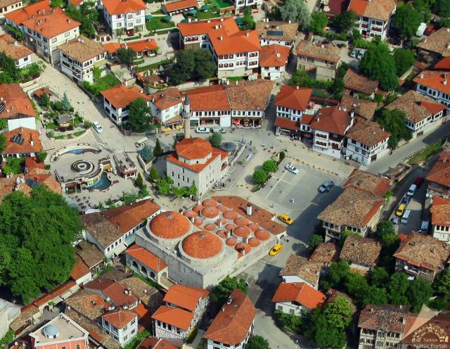 トルコ カラフルな街並み！バラット地区Trip.com イスタンブール