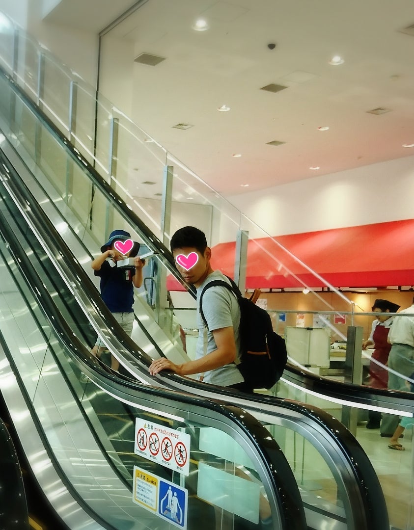 研ナオコ「11年経ちやっと会えました」 東京駅でまさかの再会！エスカレーターで思わずハグ -