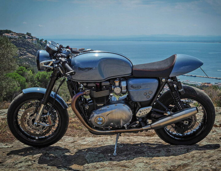 TRIUMPH THRUXTON RSトライアンフ金沢