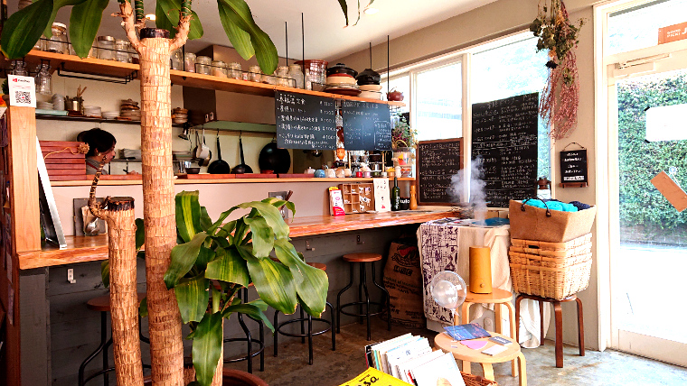 日本では珍しいザクフワ食感の新感覚スイーツ！📍福岡天神店名 メルヴェイユ専門店 Queen時間 takeout