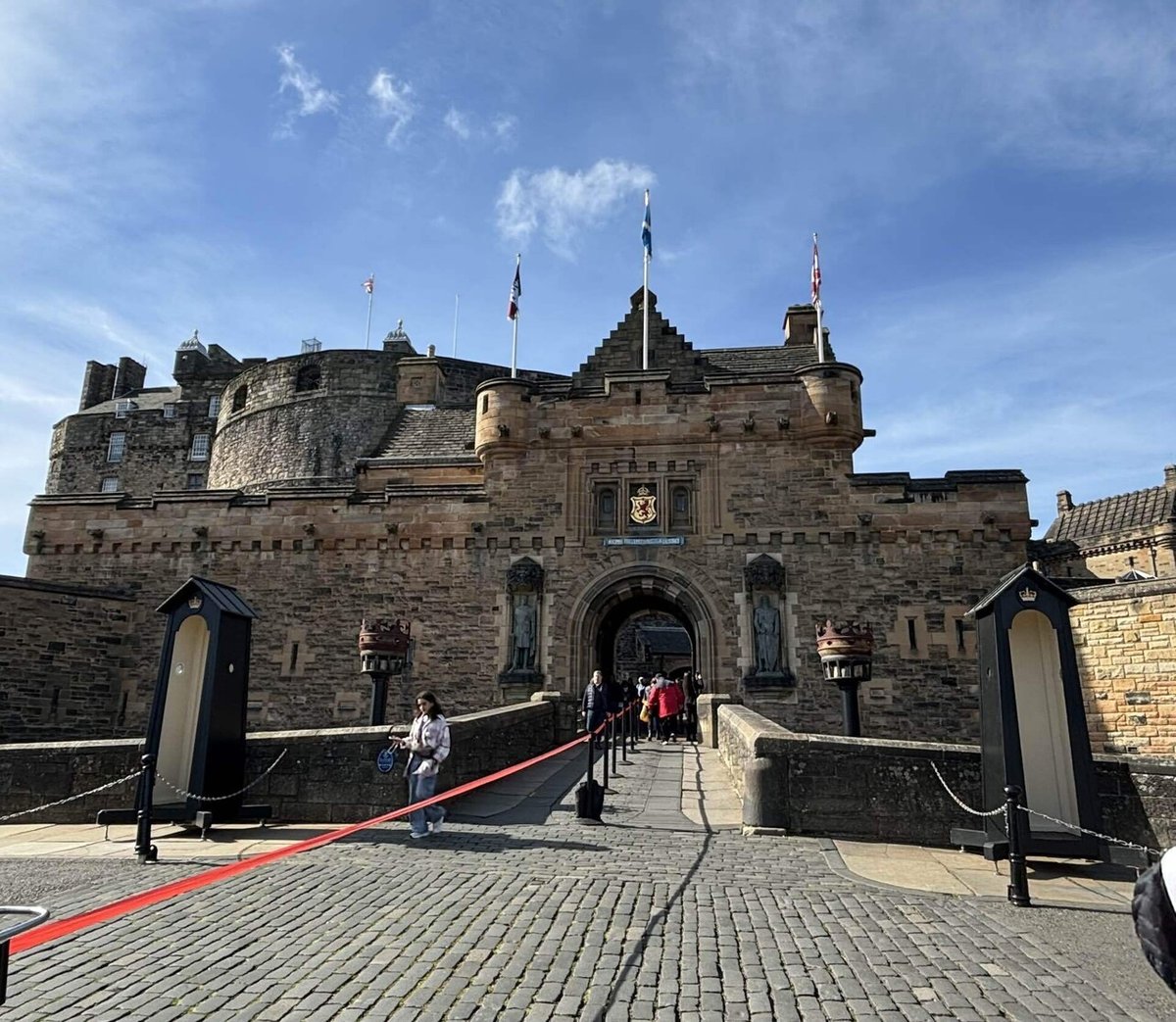 エディンバラ城 - エディンバラ、スコットランドのビューの写真素材・画像素材 Image