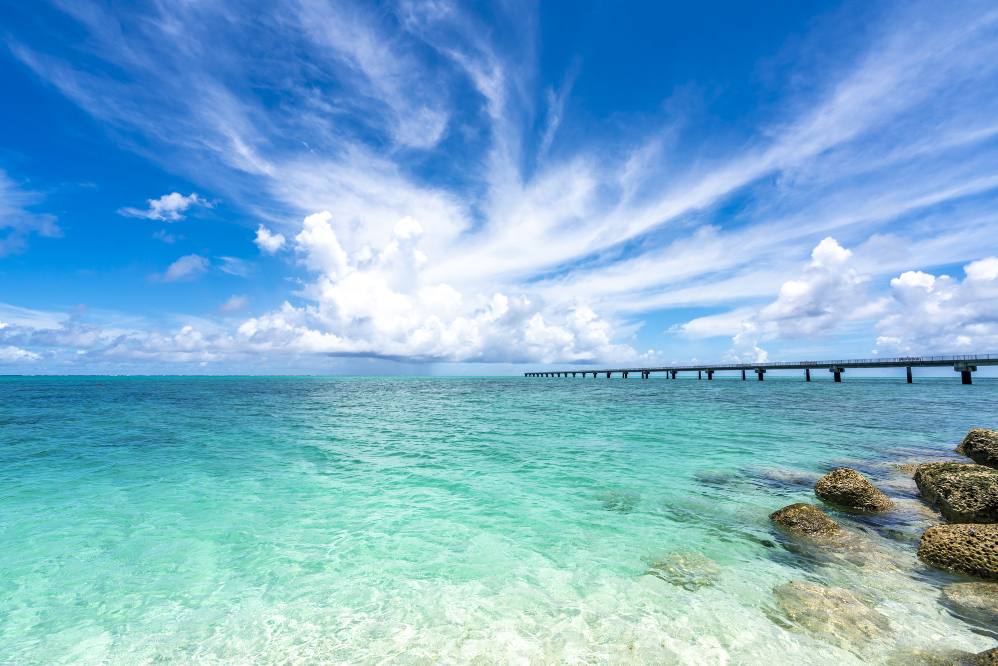 沖縄 沖縄エリアのインスタ映えスポット7選！キラキラ輝くリゾートで一生ものの思い出を！DEEPLOG