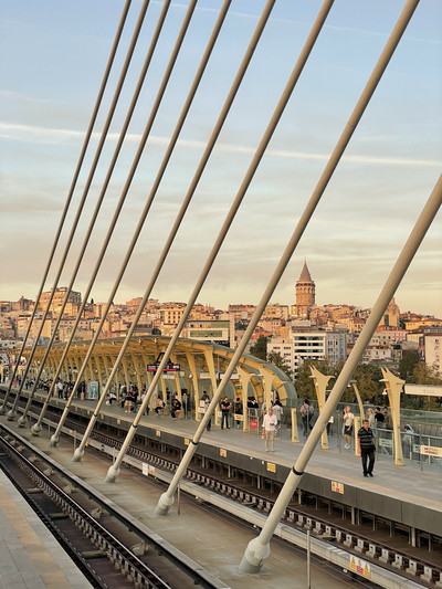 トルコ カラフルな街並み！バラット地区Trip.com イスタンブール