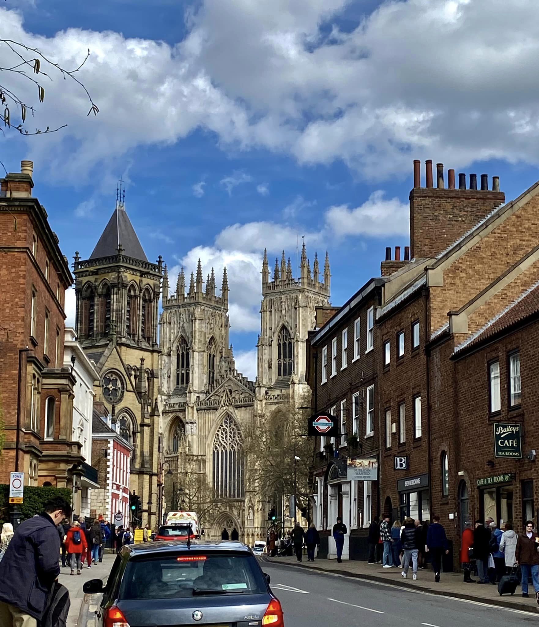 イギリス・ヨーク観光 １ ハリーポッターのダイアゴン横丁のモデルの