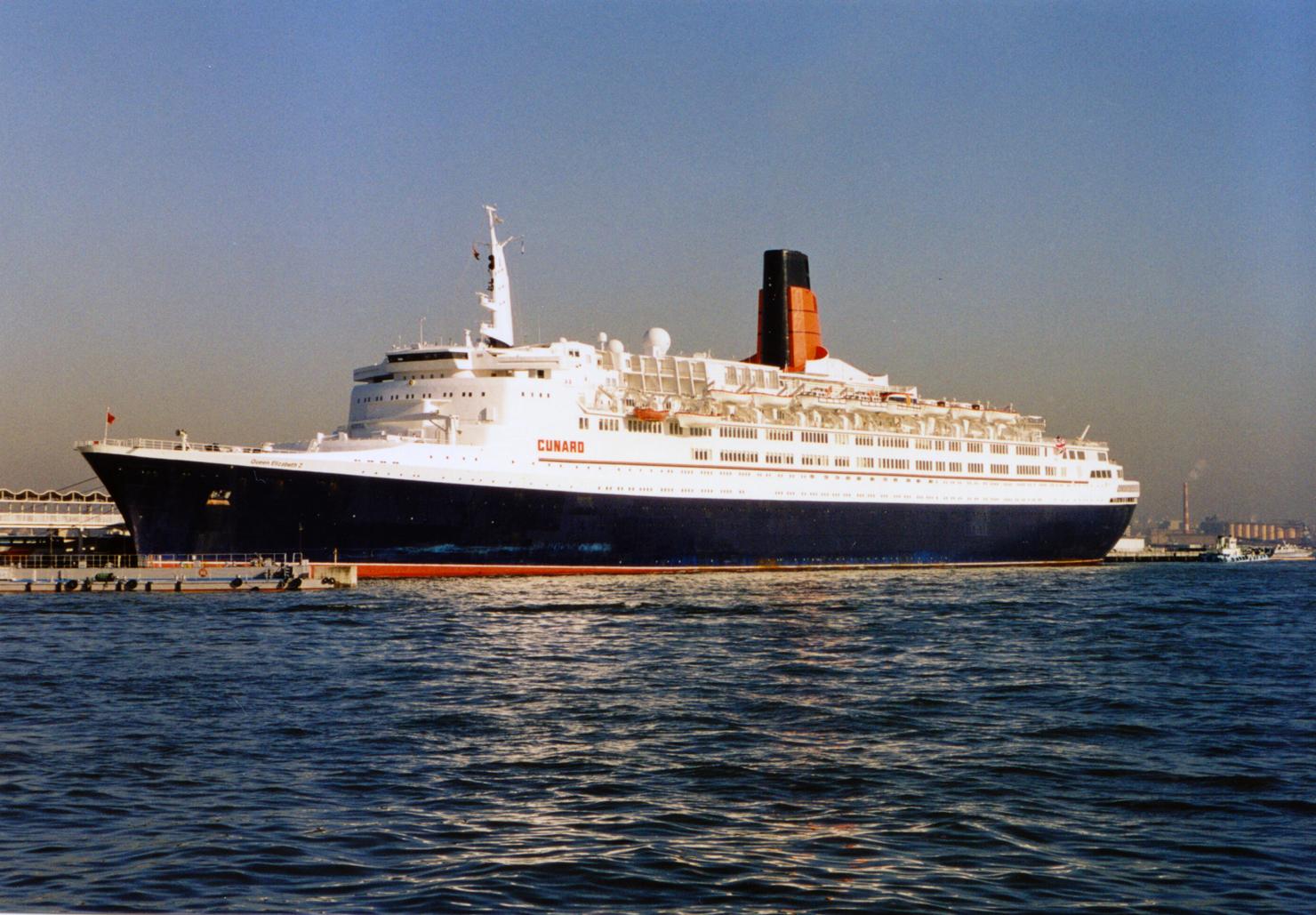 函館港に「クイーン・エリザベス」６年ぶり寄港！新着情報はこぶら