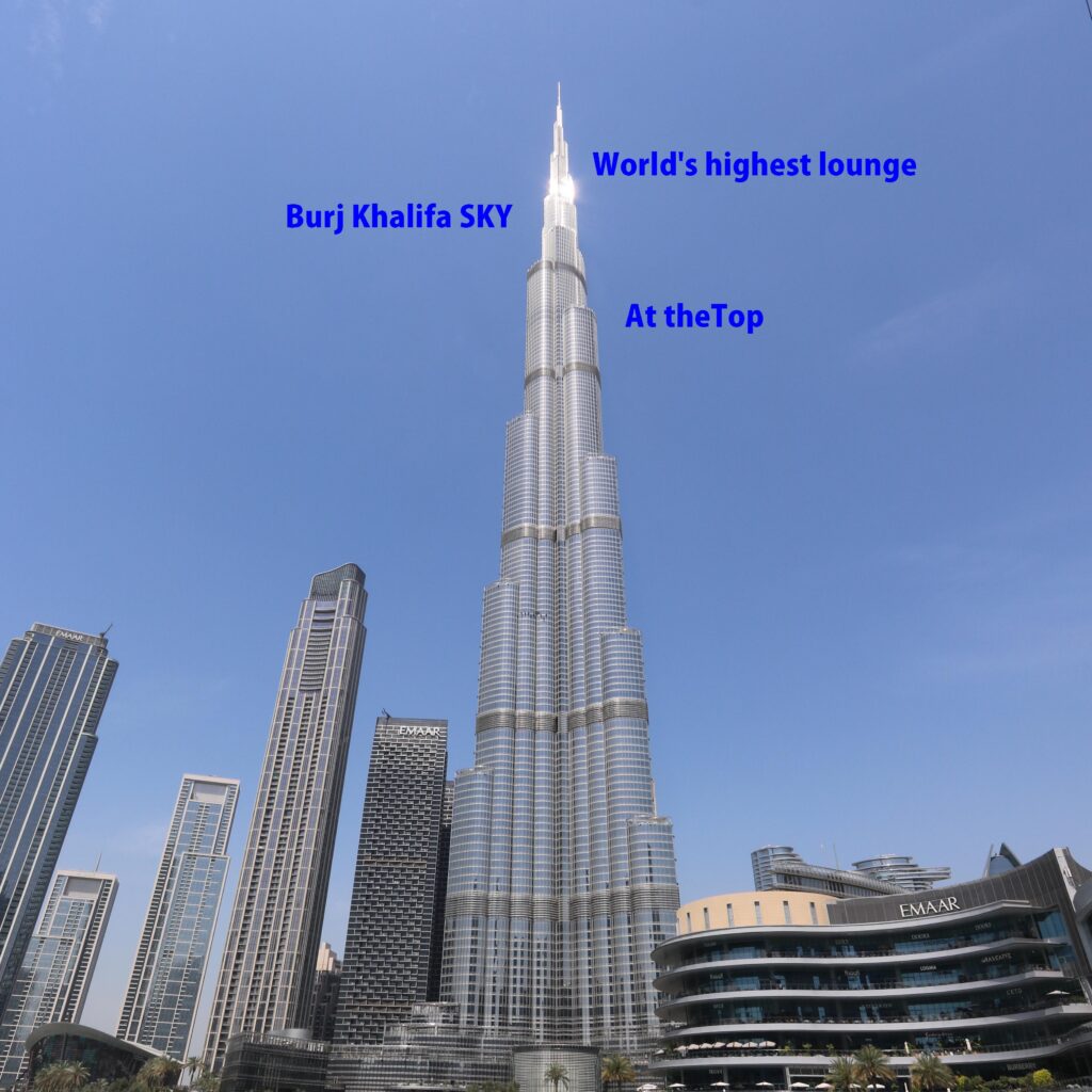 ミッション：インポッシブル ゴースト・プロトコル2011- トム・クルーズとジェレミー・レナーがブルジュ・ハリファで一緒にいる。