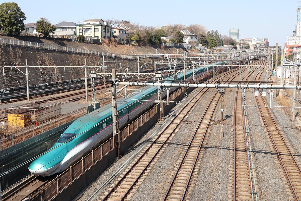 電車好きの穴場スポット!下御隠殿橋 日暮里 へのアクセス・子連れ・ランチ情報まとめドクターイエロー記念館