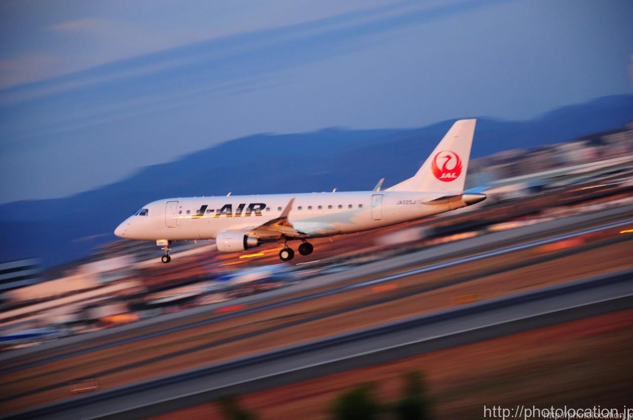 昨年11月に伊丹スカイパークで開催されたSONYの飛行機撮影会での写真です bluelilyさんαcafe αの写真投稿サイトソニ