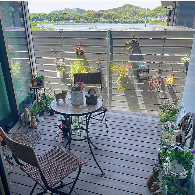 ベランピング ベランダ・バルコニーでリゾート満載、おしゃれなアウトドア！ウッドデッキのDIYリーベ