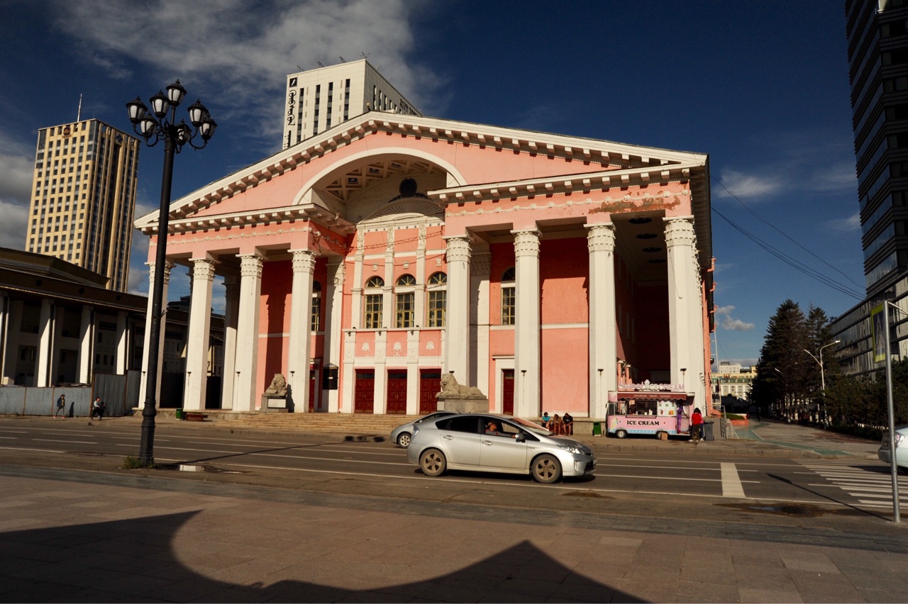 2025年 モンゴルの建築物: モンゴルの 5