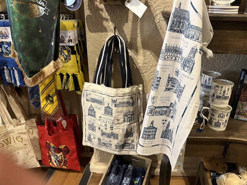 雑貨好き女子が厳選 イギリス・ロンドンのお土産雑貨26選！ハロッズのバッグも世界がキミを待っている セカキミ