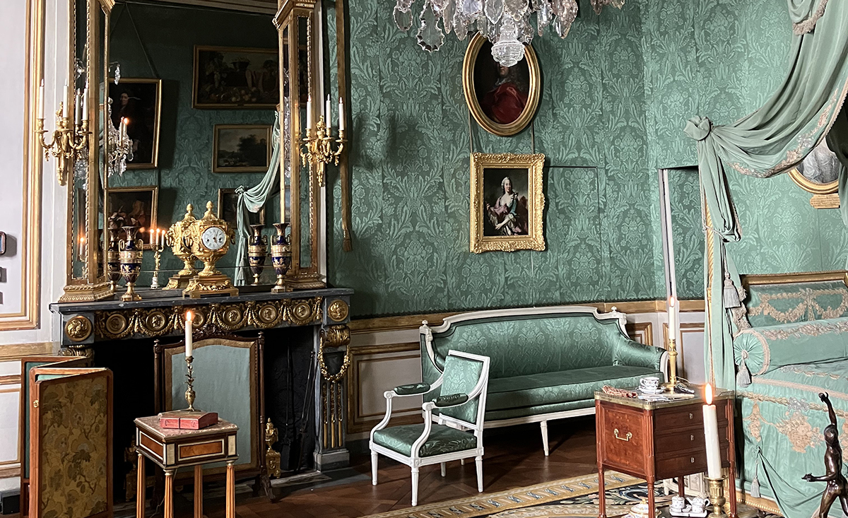 同人誌 『フランスふらふら一人旅-パリ・アパルトマン生活編-』 サンプルにしうら染