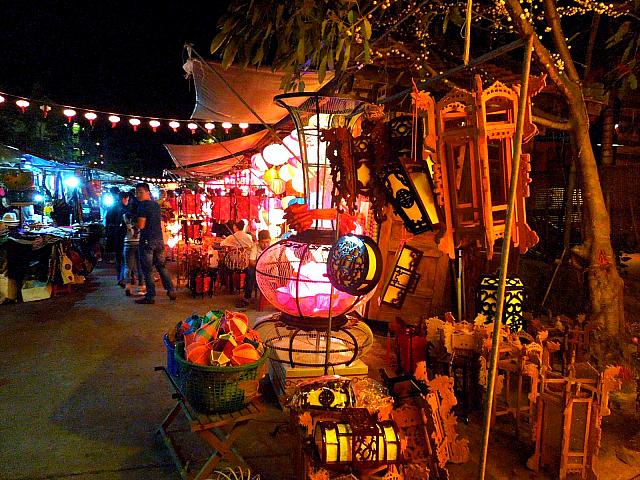 ナイトマーケット クチコミ・アクセス・営業時間ホイアン フォートラベル