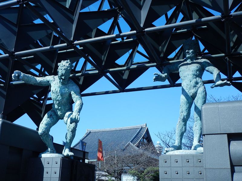 一心寺と四天王寺にお参り&てんしばアラ還女子が『子宮体がん』に