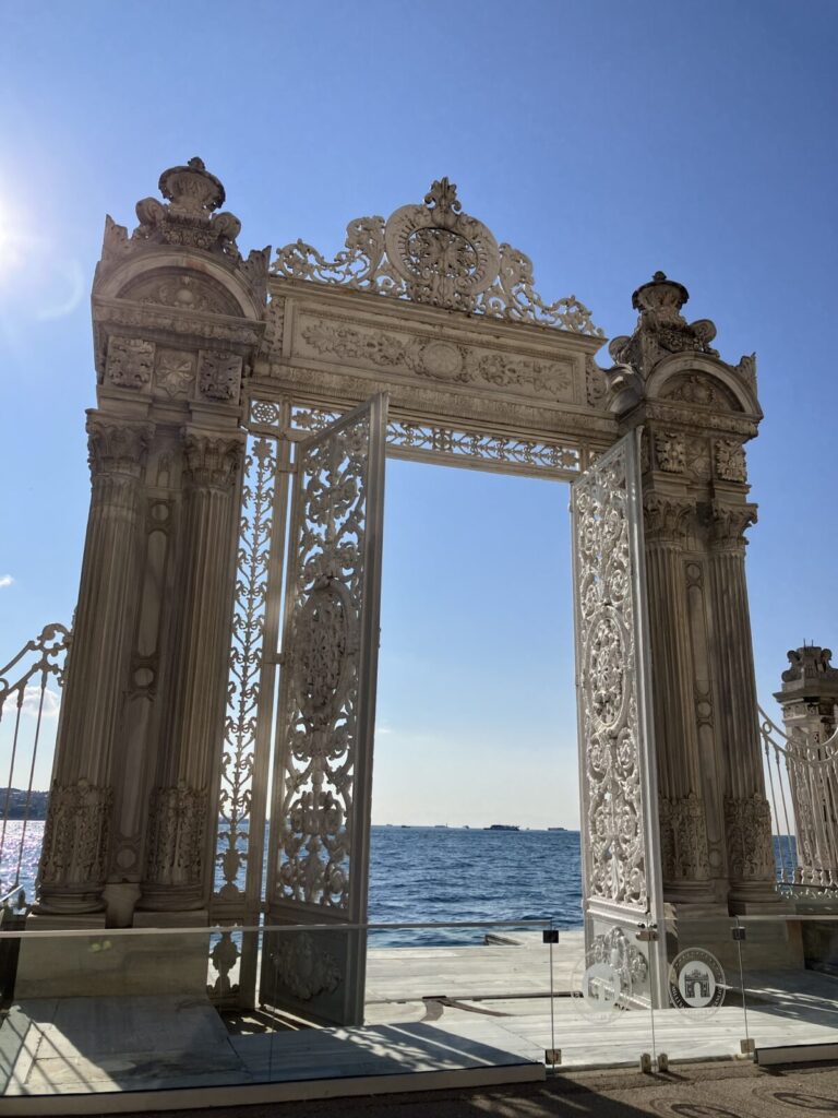 ドルマバフチェ宮殿 チケット＆ツアーゲットユアガイドGetYourGuide