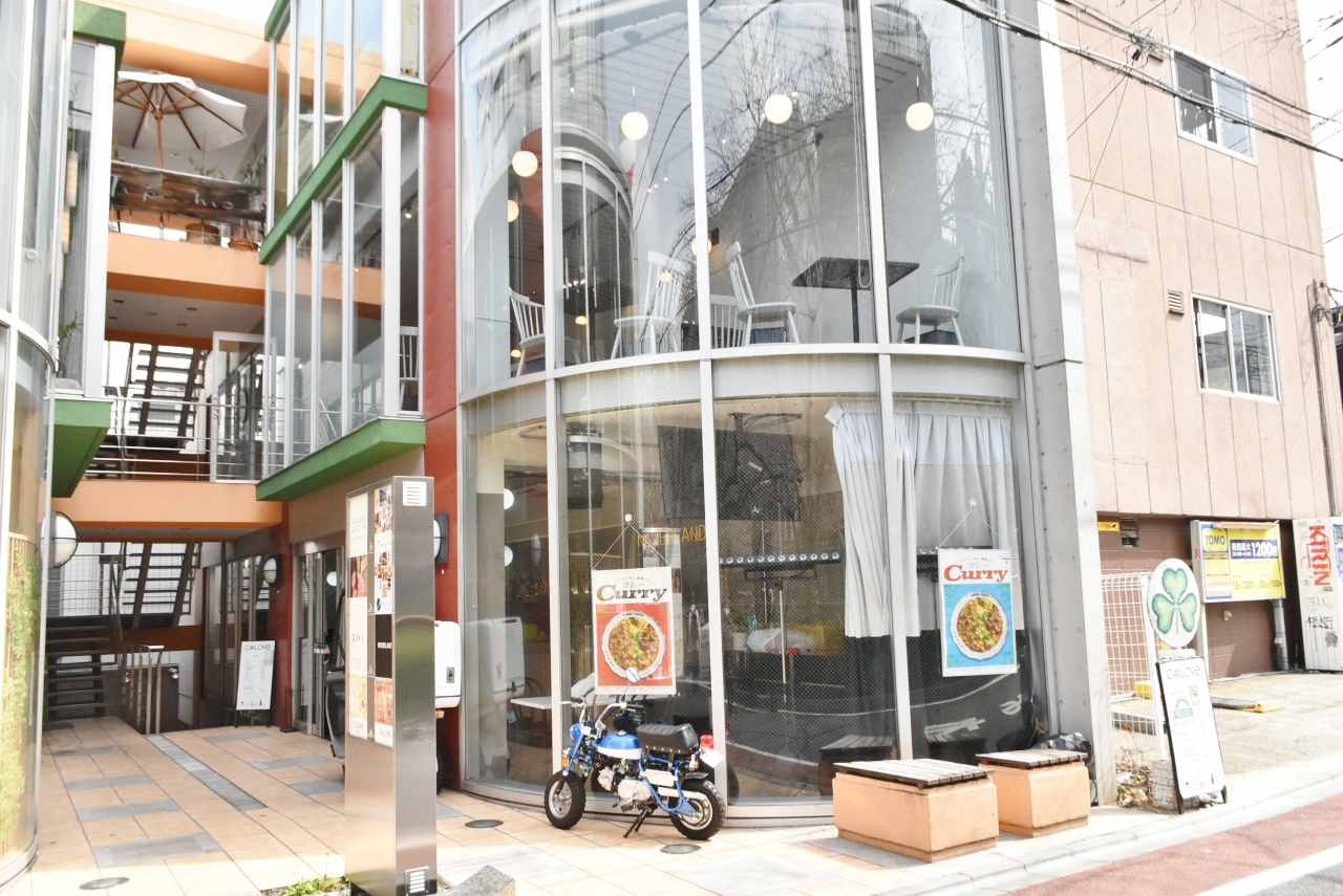 目黒区 中目黒にスイーツカフェと木製雑貨の複合ショップ「KNOCKING ON WOOD ノッキングオンウッド