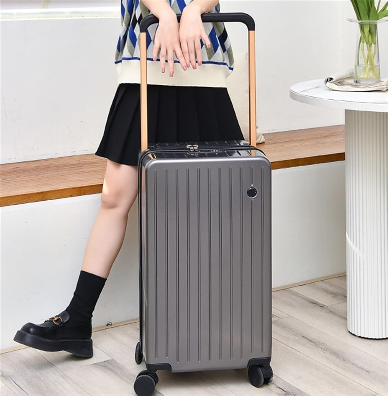 USJ キャリーケースを置ける場所はある？USJの 荷物預かり、コインロッカーについてまとめ