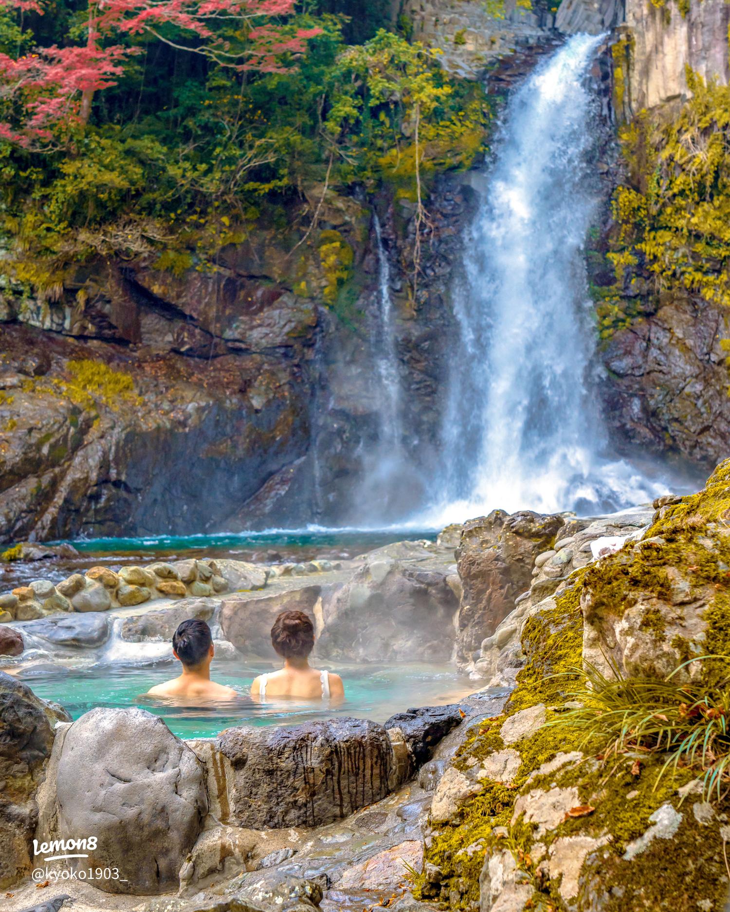 2025年4月1日 火 から、温泉プールの営業を開始いたします。 入浴料金 大人1,000円・小学生750円・幼児500円