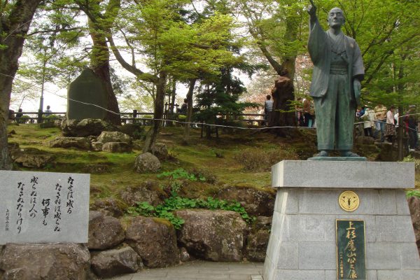 上杉神社」の駐車場は？ほか観光情報山形県米沢市